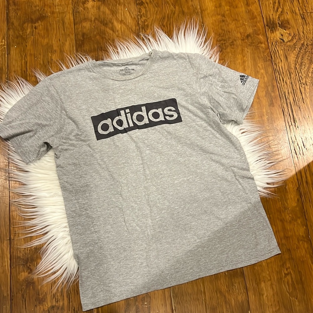 Adidas The go to tee